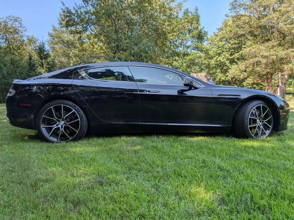 2014 Aston Martin Rapide - Image 12 of 31