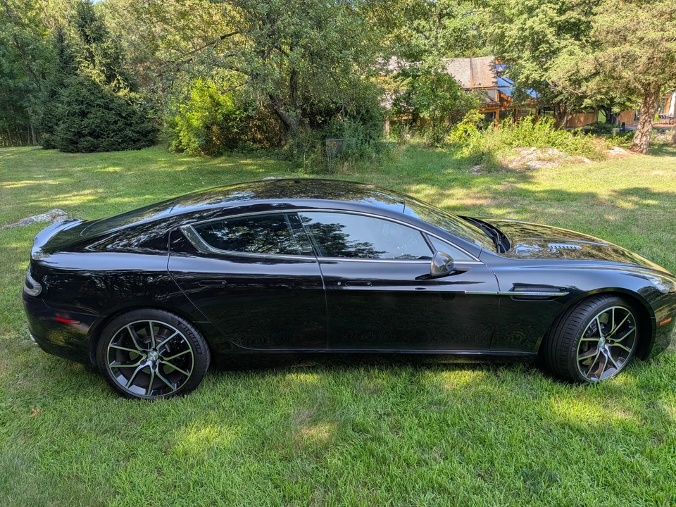 2014 Aston Martin Rapide - Image 11 of 31