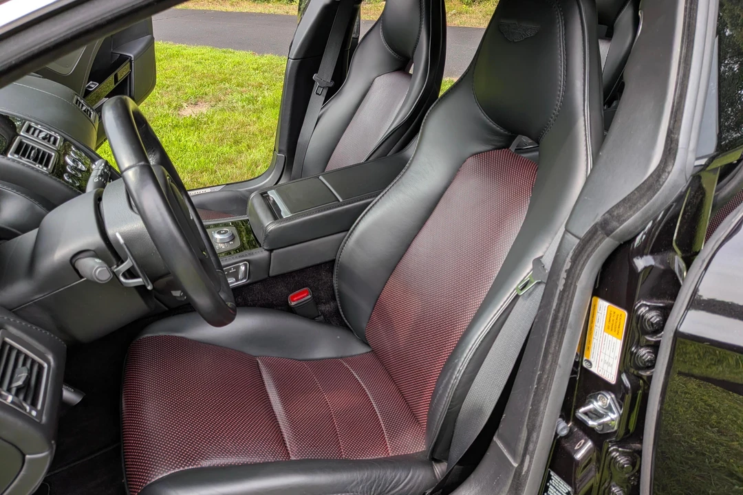 2014 Aston Martin Rapide - Image 31 of 31