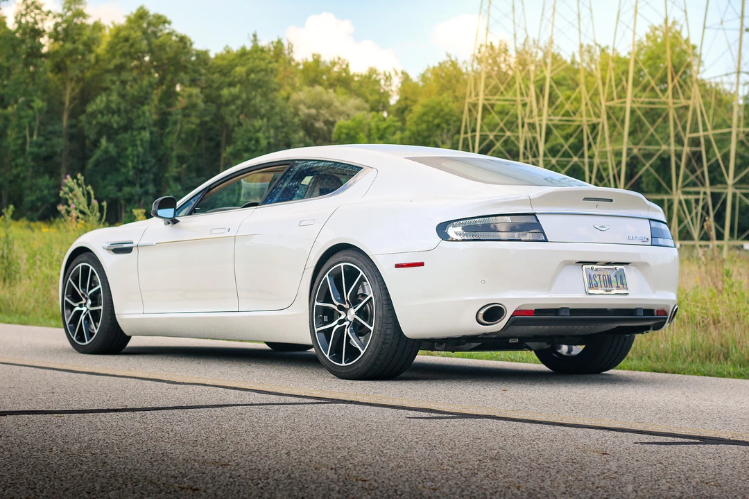 2014 Aston Martin Rapide - Image 9 of 31