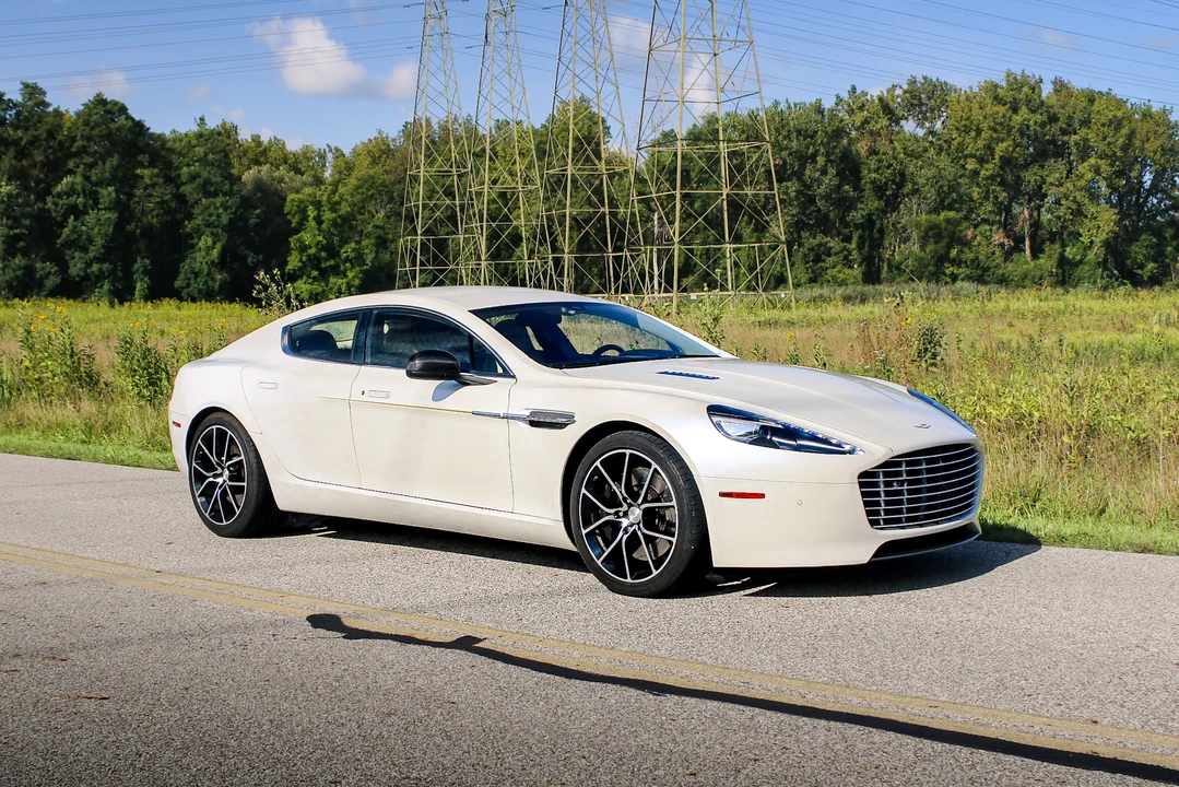 2014 Aston Martin Rapide - Image 14 of 31