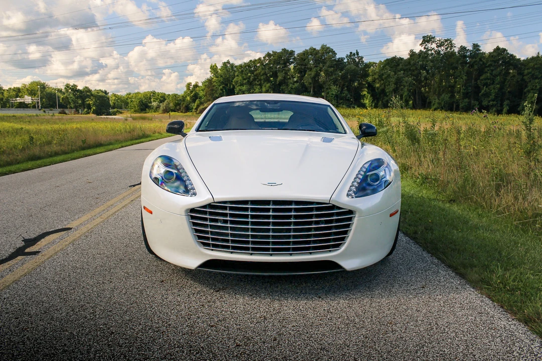 2014 Aston Martin Rapide - Image 18 of 31