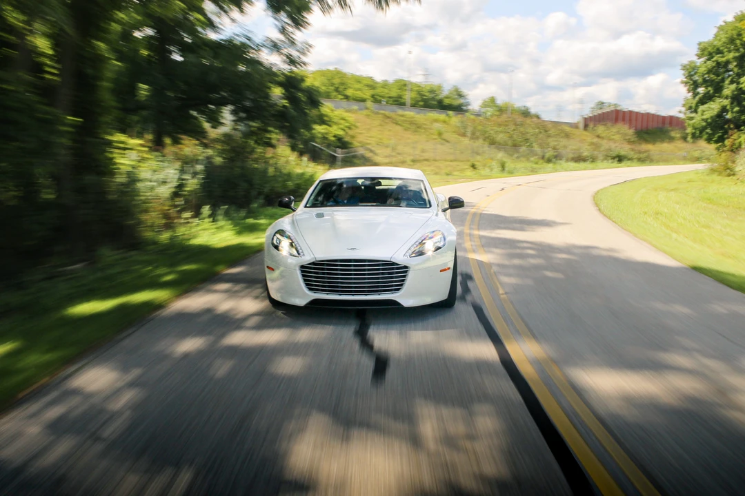 2014 Aston Martin Rapide - Image 3 of 31