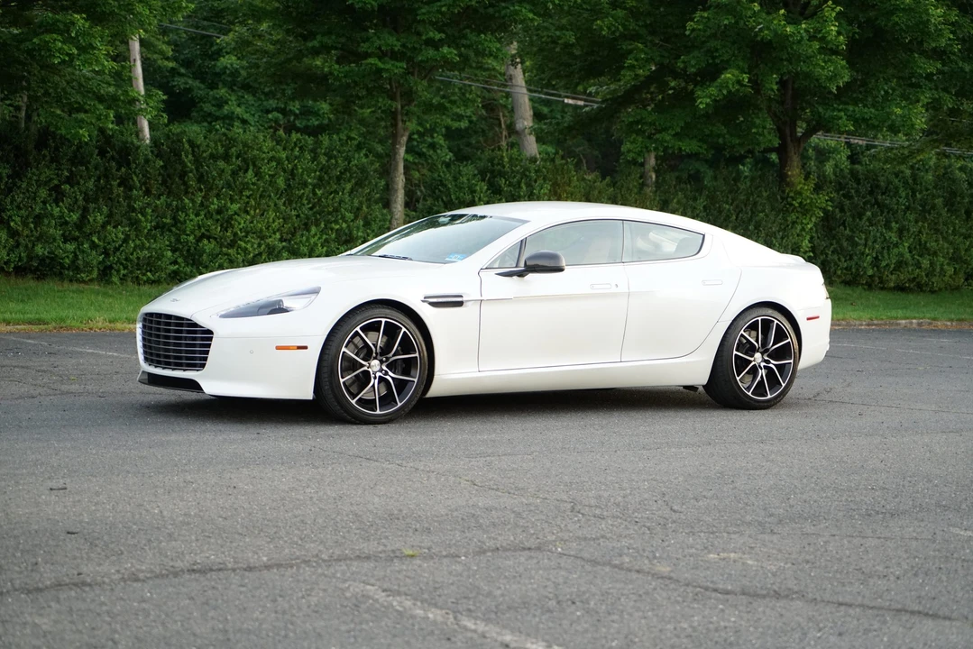 2014 Aston Martin Rapide - Image 11 of 31