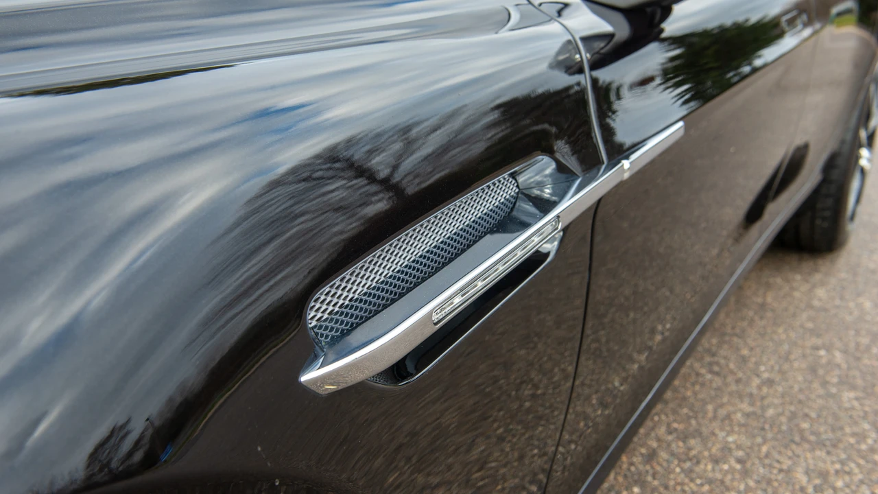2014 Aston Martin Rapide - Image 28 of 31