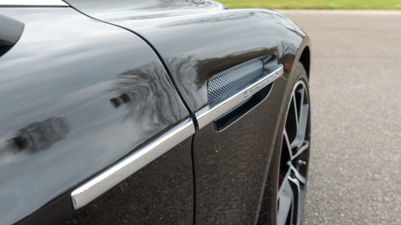2014 Aston Martin Rapide - Image 29 of 31
