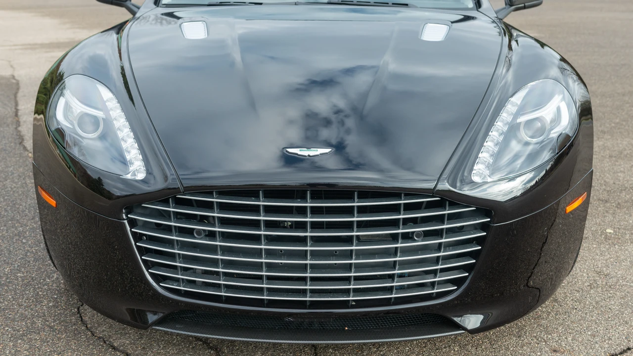 2014 Aston Martin Rapide - Image 11 of 31