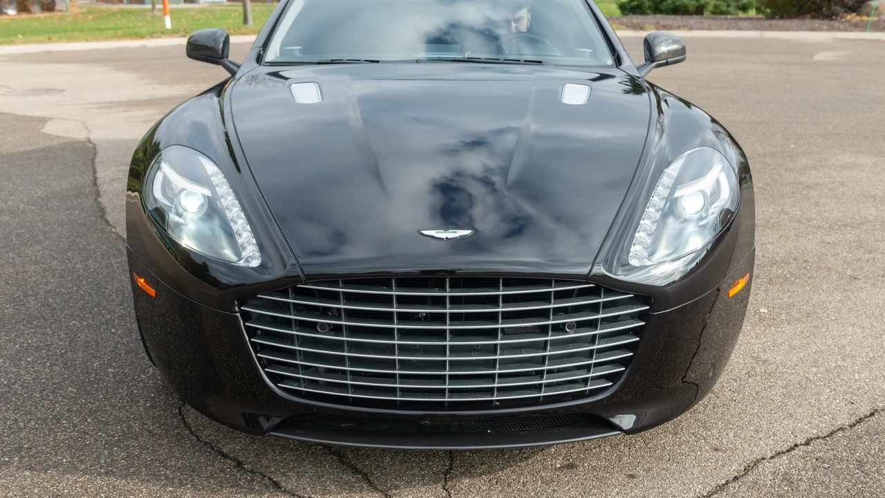 2014 Aston Martin Rapide - Image 14 of 31