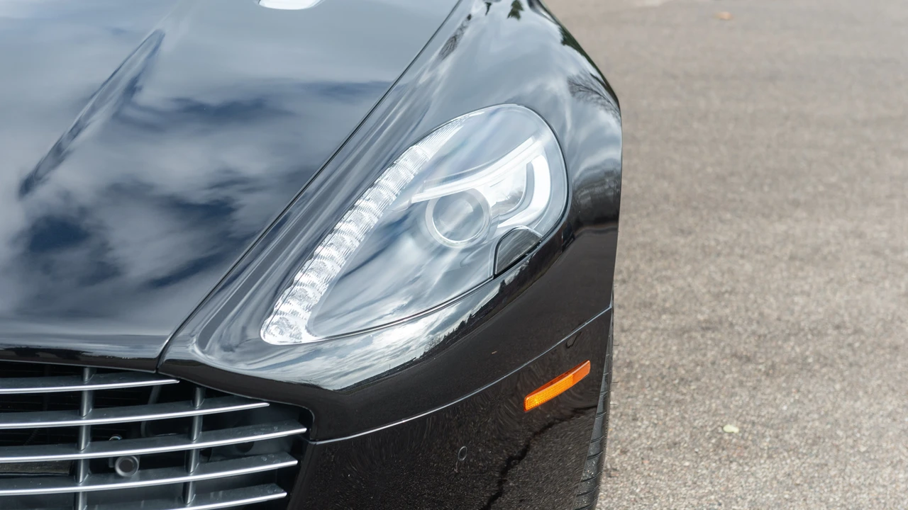 2014 Aston Martin Rapide - Image 13 of 31