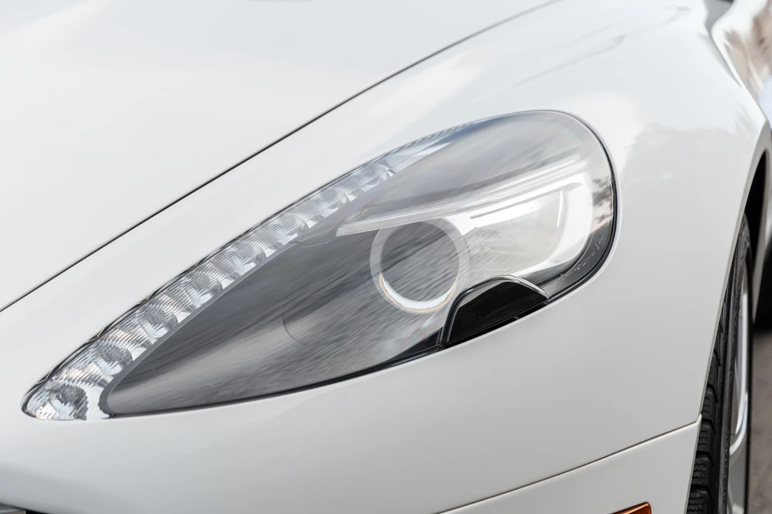 2014 Aston Martin Rapide - Image 15 of 31