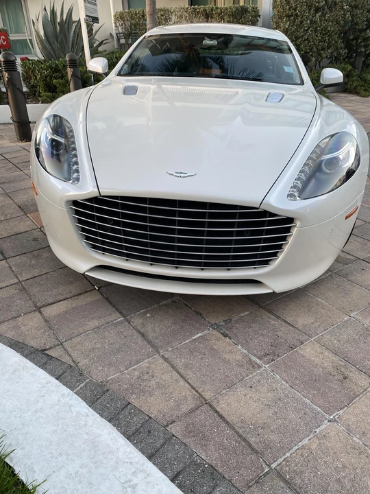 2014 Aston Martin Rapide - Image 24 of 31