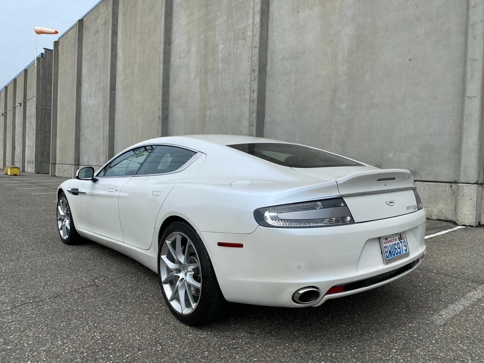 2014 Aston Martin Rapide - Image 13 of 31