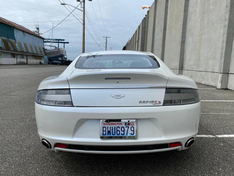 2014 Aston Martin Rapide - Image 14 of 31