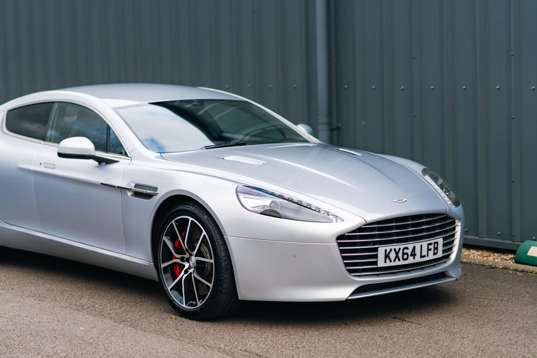 2014 Aston Martin Rapide - Image 16 of 31
