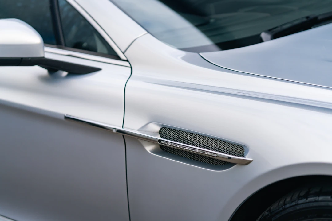2014 Aston Martin Rapide - Image 19 of 31
