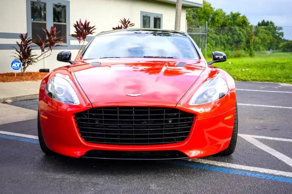 2014 Aston Martin Rapide - Image 2 of 18