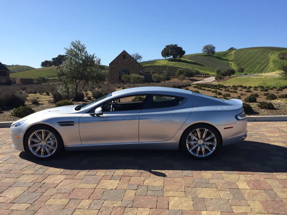 2014 Aston Martin Rapide - Image 3 of 3