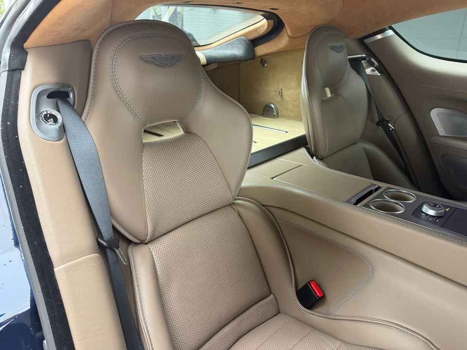 2014 Aston Martin Rapide - Image 24 of 30