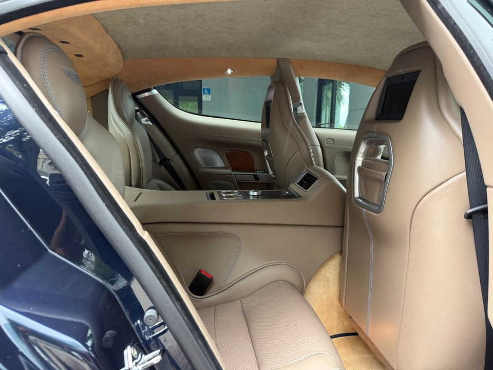 2014 Aston Martin Rapide - Image 27 of 30