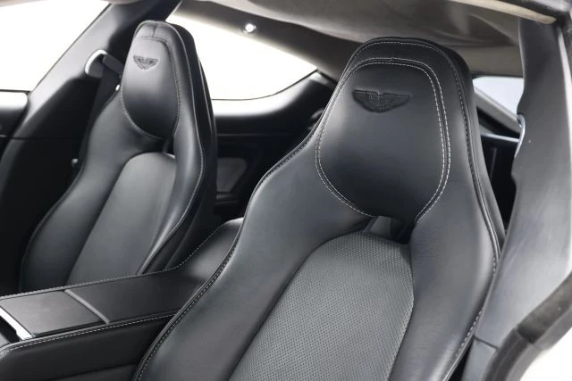 2014 Aston Martin Rapide - Image 13 of 31