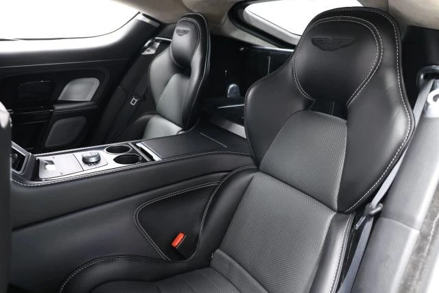 2014 Aston Martin Rapide - Image 3 of 31