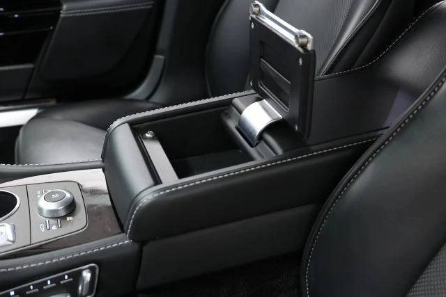 2014 Aston Martin Rapide - Image 17 of 31
