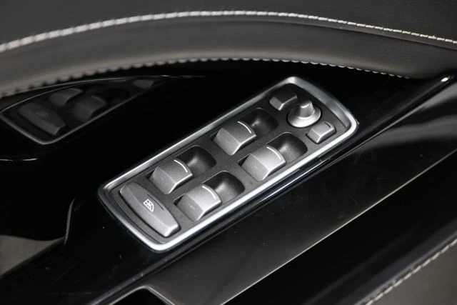2014 Aston Martin Rapide - Image 9 of 31