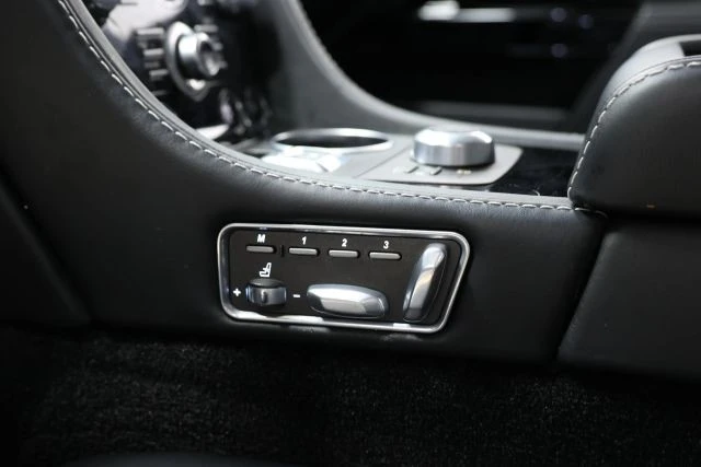 2014 Aston Martin Rapide - Image 25 of 31