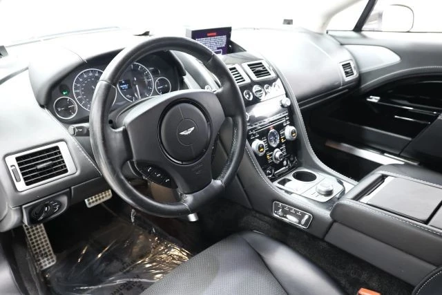 2014 Aston Martin Rapide - Image 2 of 31