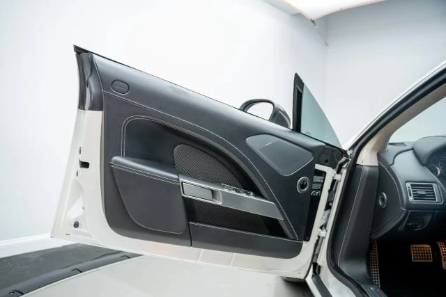 2014 Aston Martin Rapide - Image 28 of 31