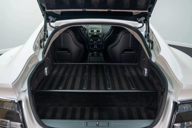 2014 Aston Martin Rapide - Image 26 of 31