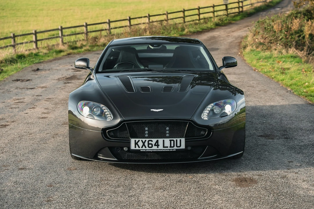 2014 Aston Martin V12 Vantage (2010-2018) - Image 18 of 21