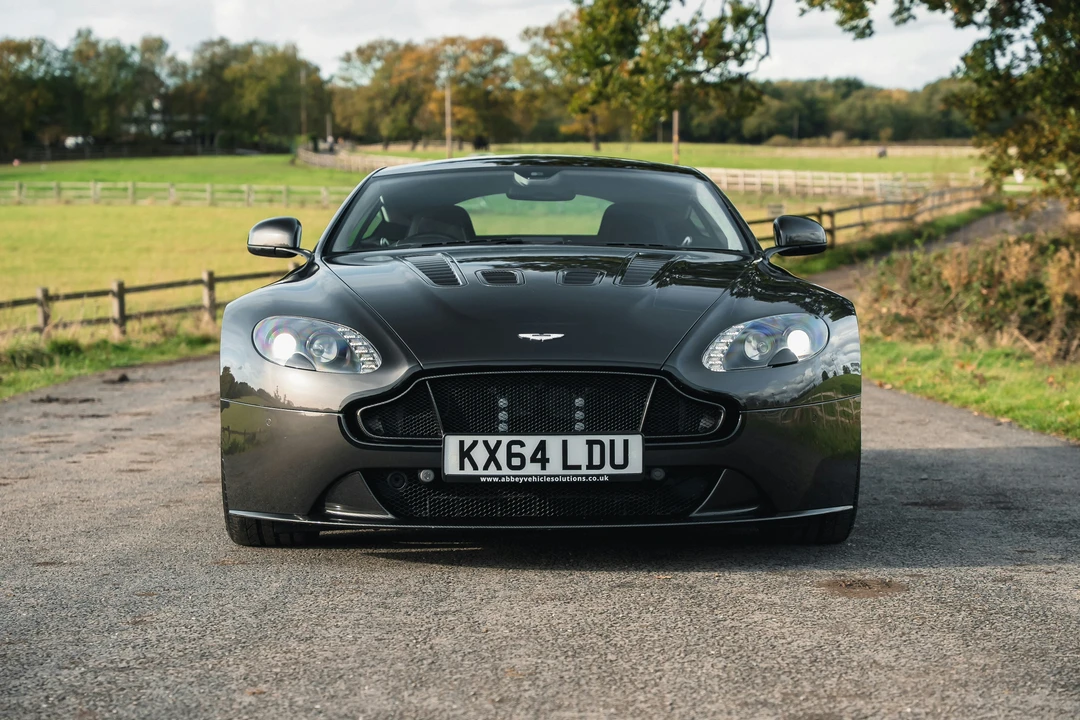 2014 Aston Martin V12 Vantage (2010-2018) - Image 2 of 21
