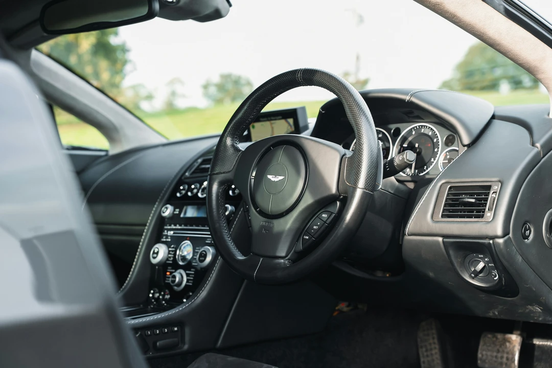2014 Aston Martin V12 Vantage (2010-2018) - Image 4 of 21