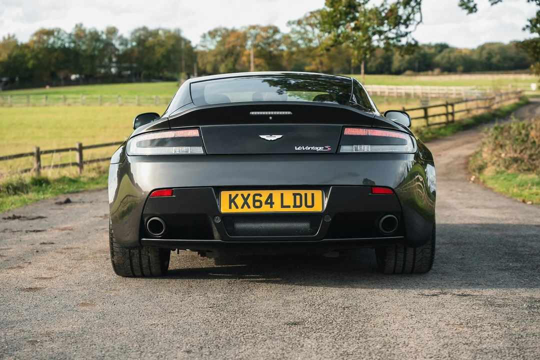 2014 Aston Martin V12 Vantage (2010-2018) - Image 14 of 21