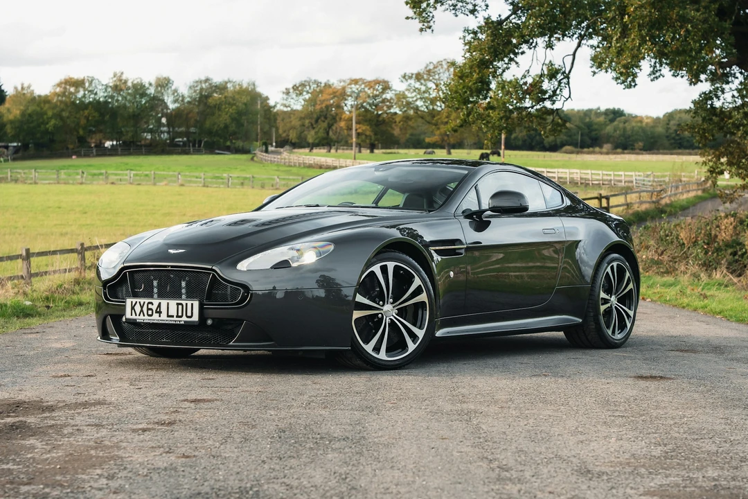 2014 Aston Martin V12 Vantage (2010-2018) - Image 17 of 21