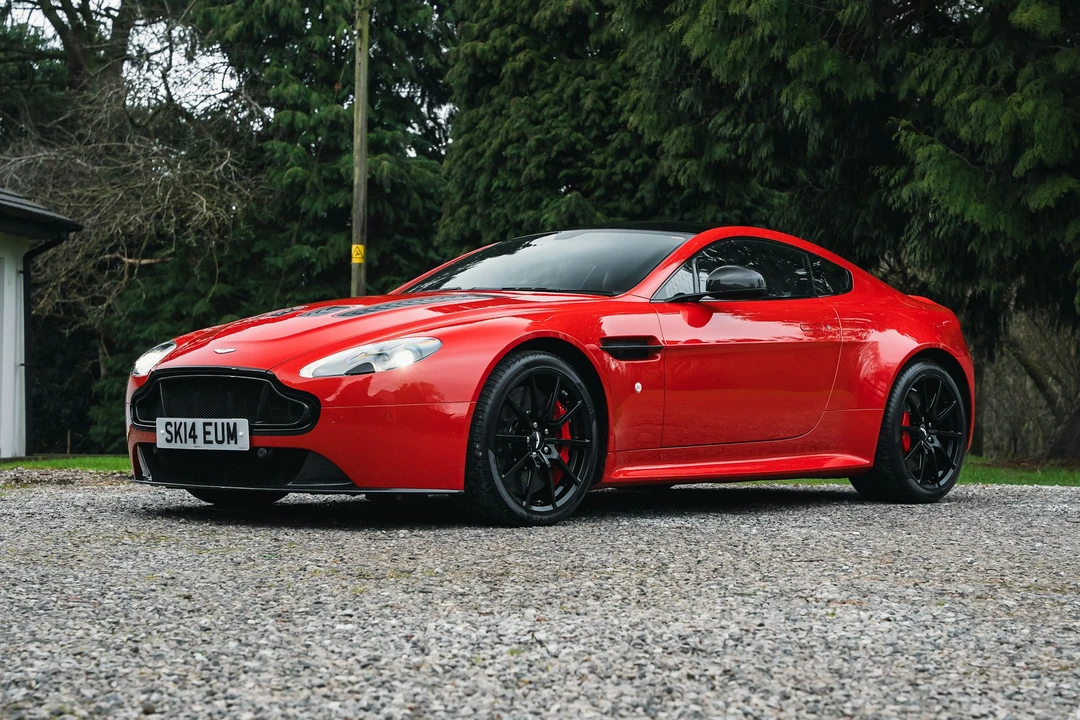 2014 Aston Martin V12 Vantage (2010-2018) - Image 17 of 21