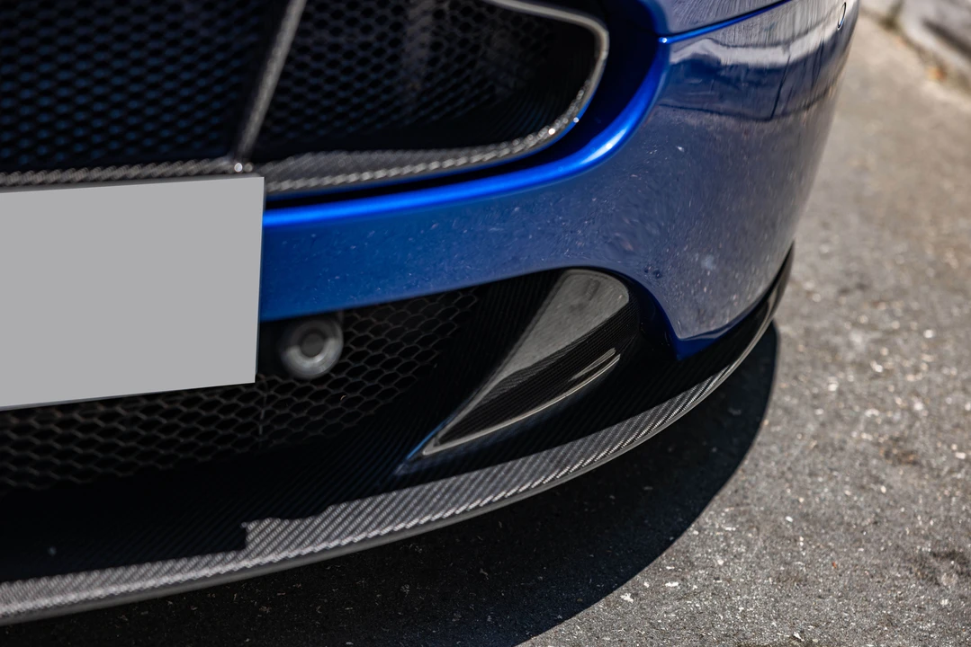2014 Aston Martin Vantage - Image 25 of 31