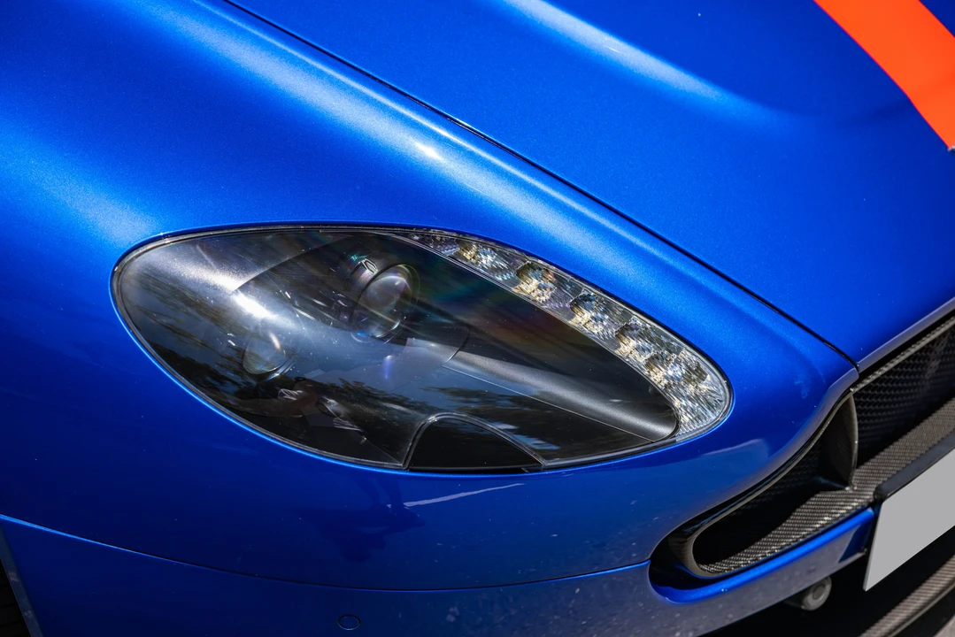 2014 Aston Martin Vantage - Image 18 of 31