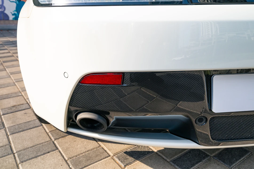 2014 Aston Martin Vantage - Image 20 of 31