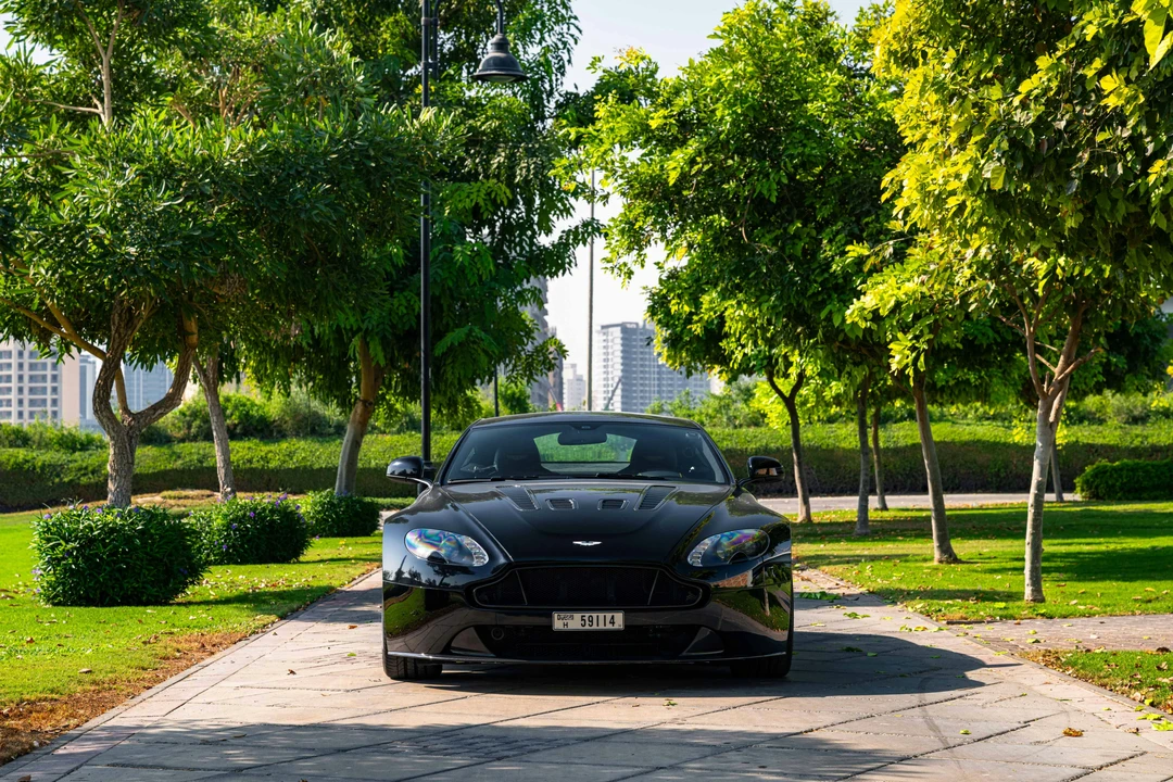 2014 Aston Martin V12 Vantage (2010-2018) - Image 14 of 21