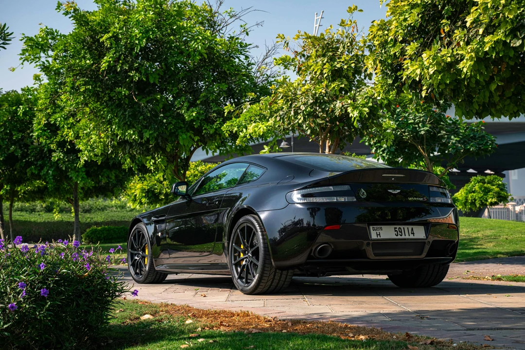 2014 Aston Martin V12 Vantage (2010-2018) - Image 11 of 21