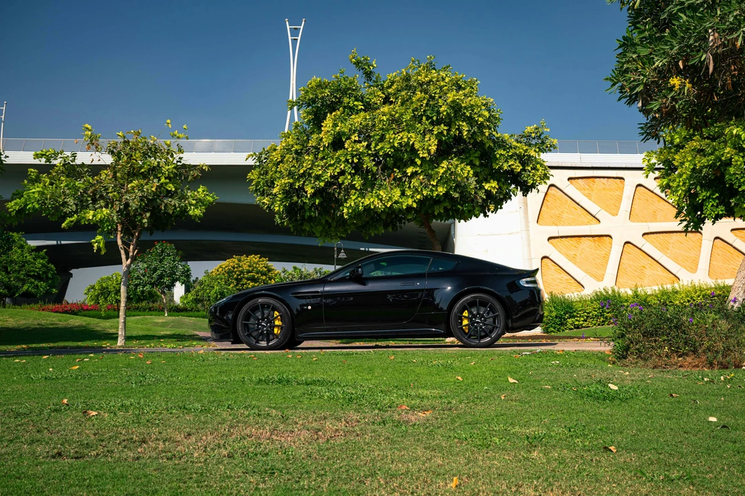 2014 Aston Martin V12 Vantage (2010-2018) - Image 16 of 21