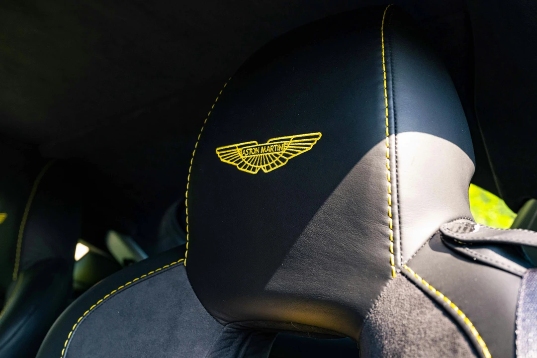 2014 Aston Martin V12 Vantage (2010-2018) - Image 5 of 21