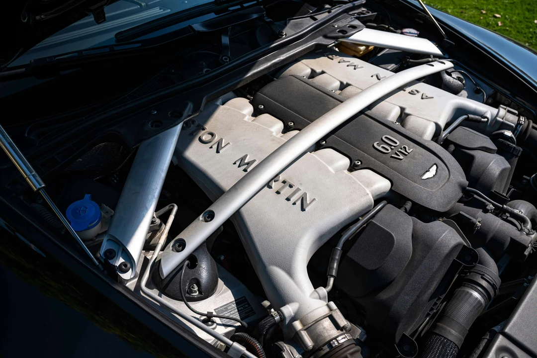 2014 Aston Martin V12 Vantage (2010-2018) - Image 7 of 21