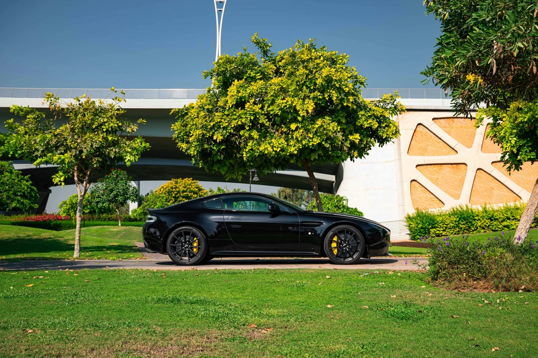 2014 Aston Martin V12 Vantage (2010-2018) - Image 20 of 21