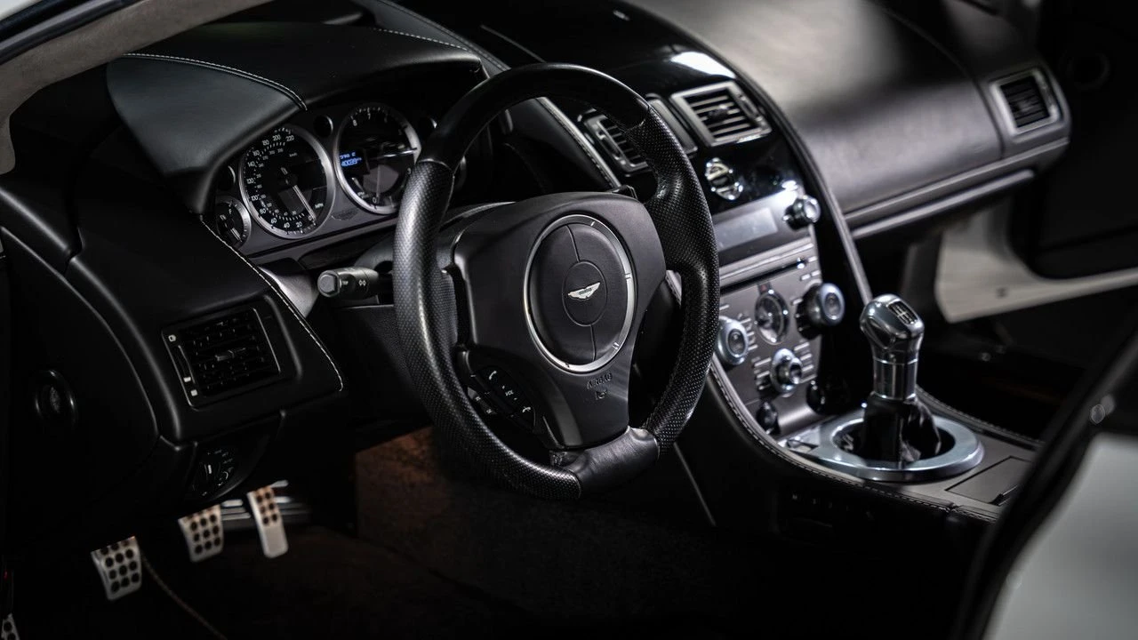 2014 Aston Martin V8 Vantage (2006-2017) - Image 10 of 17