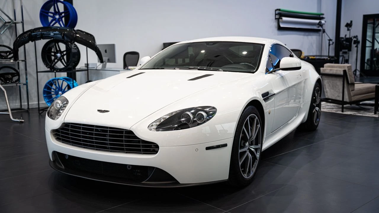 2014 Aston Martin V8 Vantage (2006-2017) - Image 5 of 17