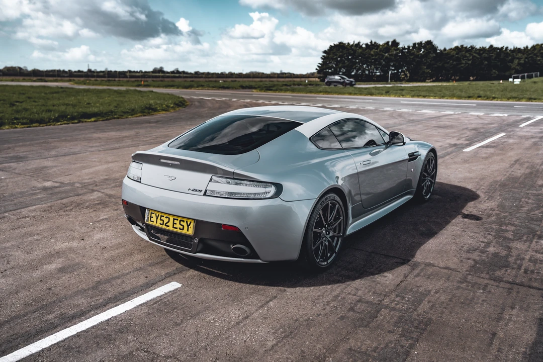 2014 Aston Martin V8 Vantage (2006-2017) - Image 5 of 31