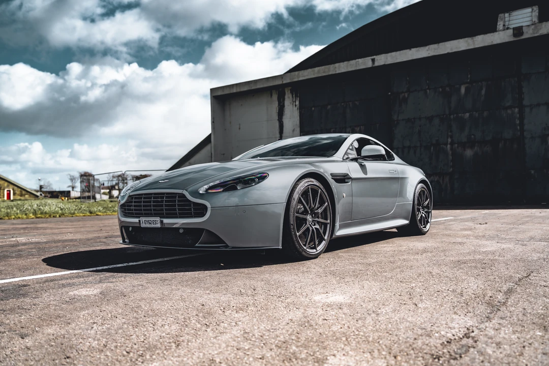 2014 Aston Martin V8 Vantage (2006-2017) - Image 10 of 31